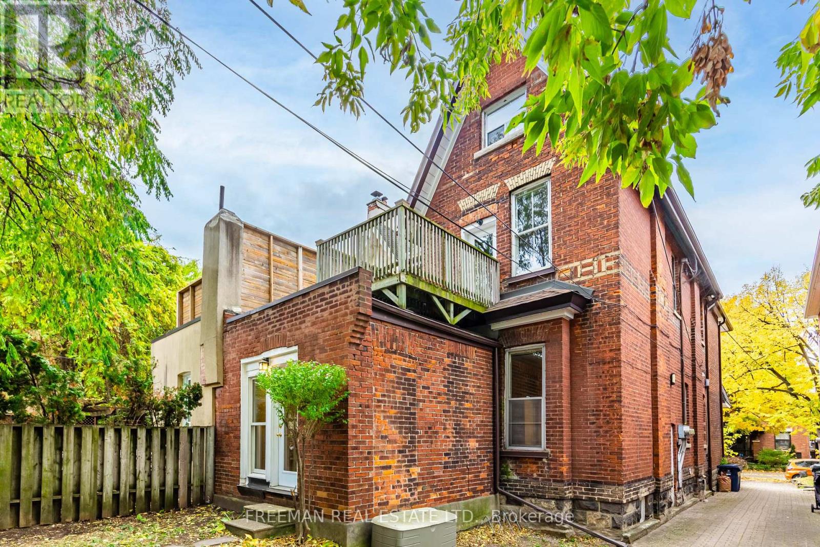 115 Mavety Street, Toronto, Ontario  M6P 2L8 - Photo 35 - W12910178