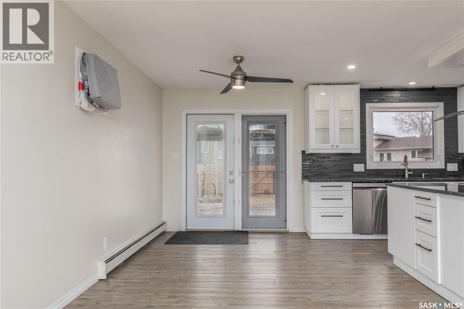 1266 Maybery Crescent, Moose Jaw, Saskatchewan  S6H 7B4 - Photo 16 - SK031075