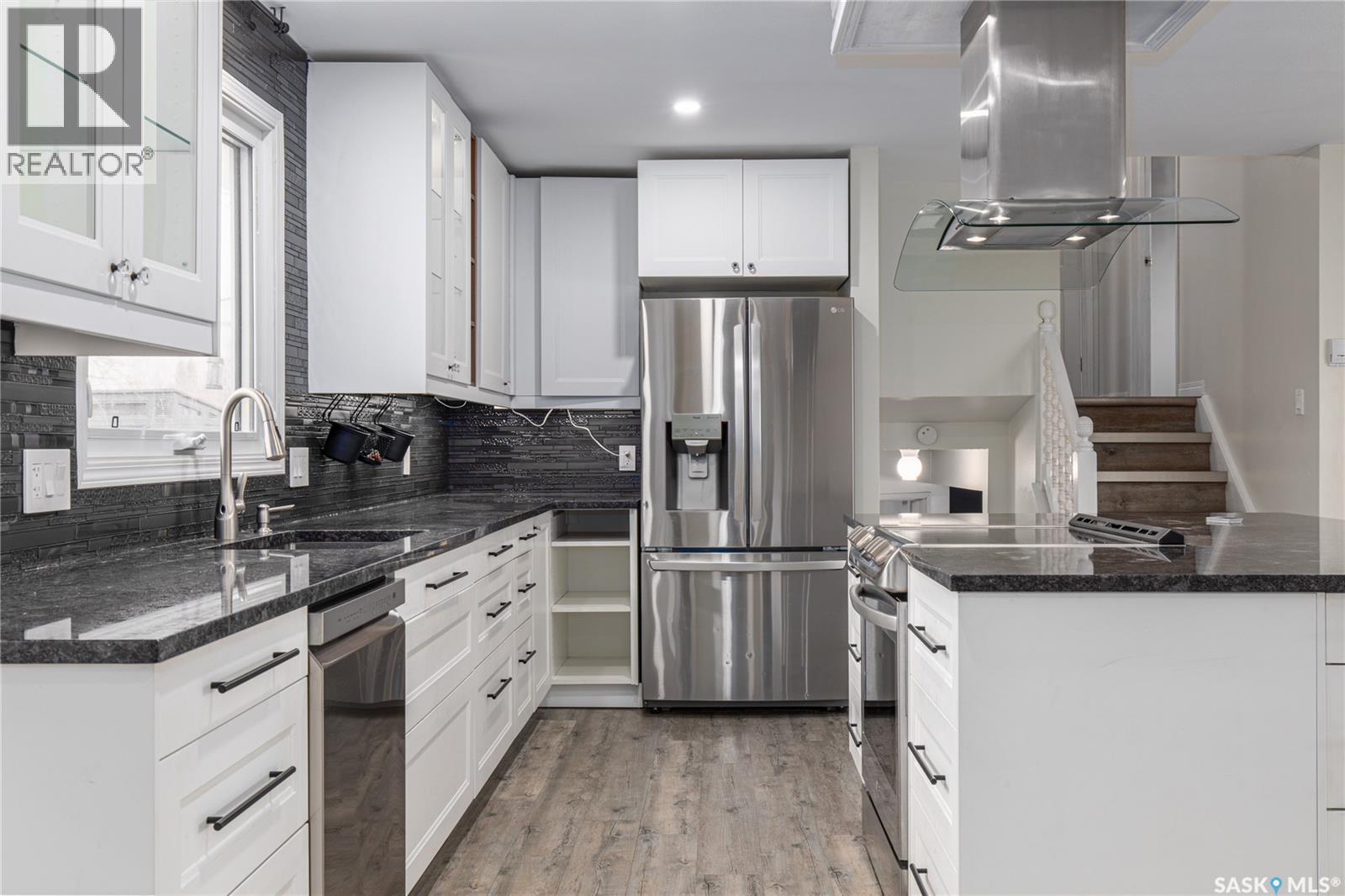 1266 Maybery Crescent, Moose Jaw, Saskatchewan  S6H 7B4 - Photo 18 - SK031075