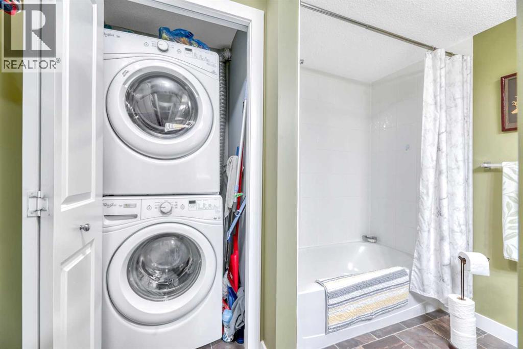 8109, 403 Mackenzie Way SW, Airdrie, Alberta  T4B 3V7 - Photo 11 - A2288966