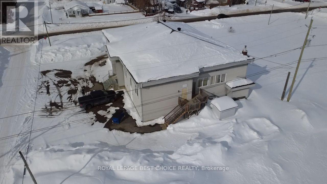 379 Lake View Avenue, Temiskaming Shores (Haileybury), Ontario  P0J 1R0 - Photo 5 - T12911244