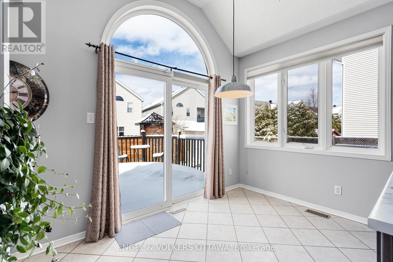 1567 Winterport Way, Ottawa, Ontario  K4A 4B9 - Photo 18 - X12911240