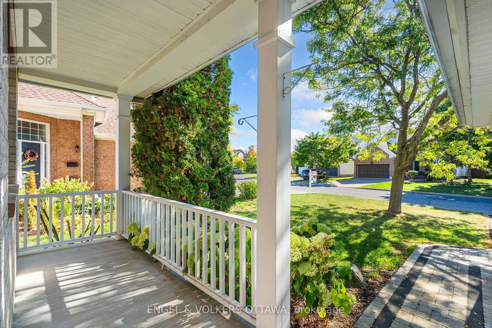 1567 Winterport Way, Ottawa, Ontario  K4A 4B9 - Photo 3 - X12911240