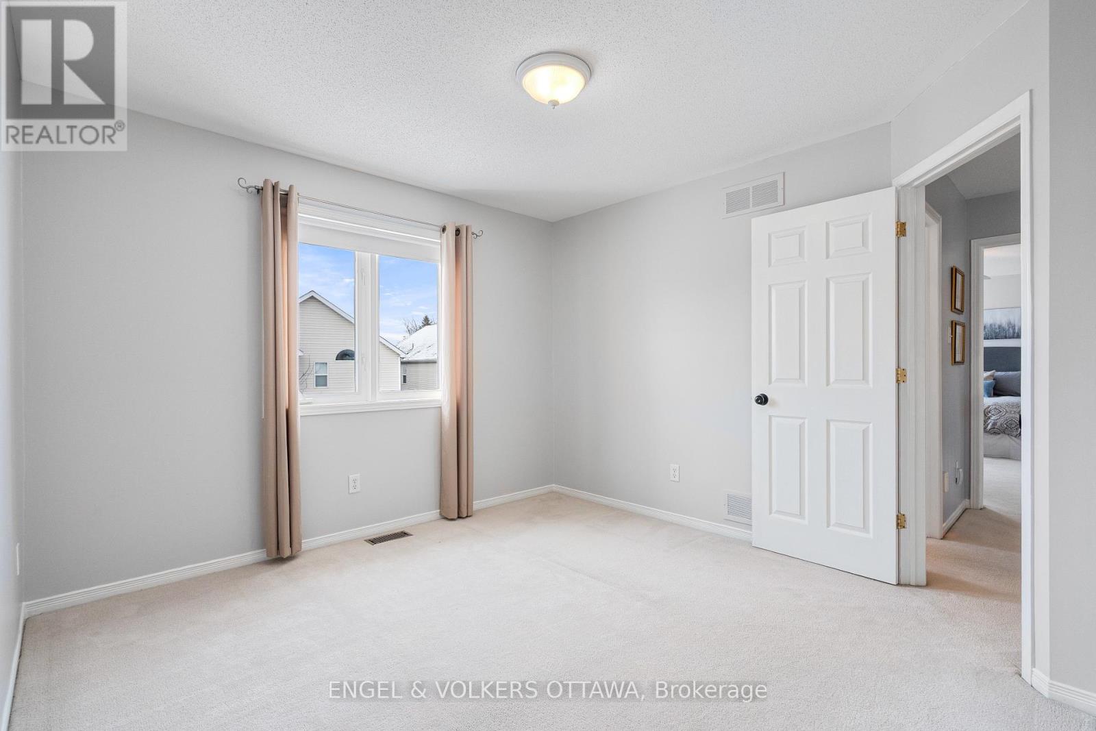 1567 Winterport Way, Ottawa, Ontario  K4A 4B9 - Photo 38 - X12911240