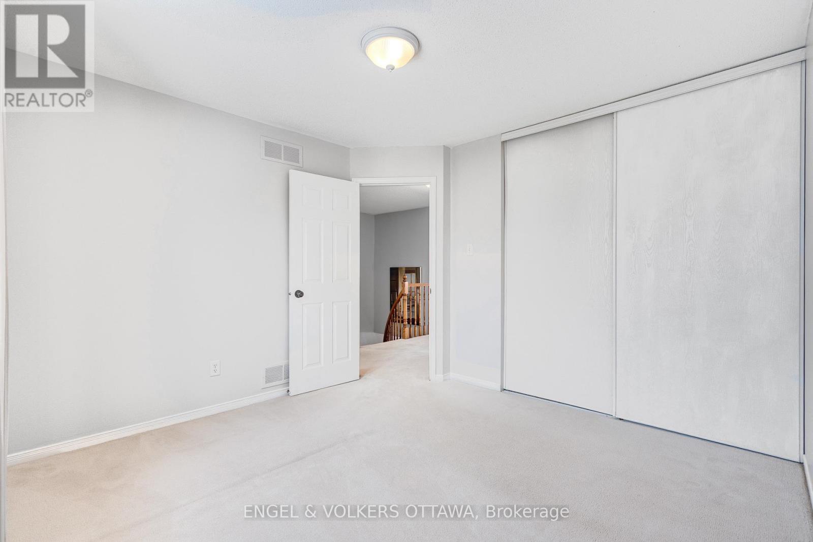 1567 Winterport Way, Ottawa, Ontario  K4A 4B9 - Photo 39 - X12911240