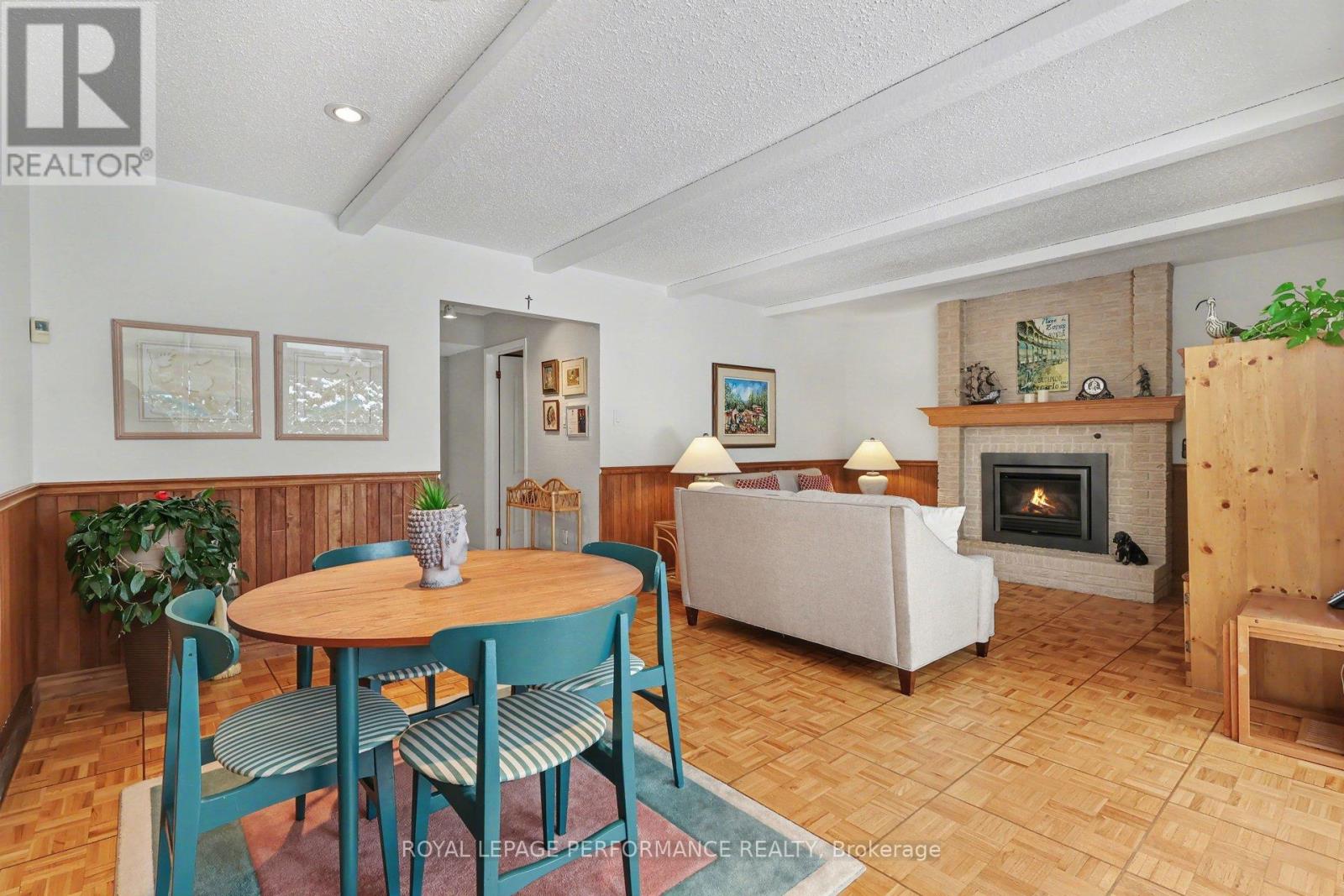 10 Oakhurst Crescent, Ottawa, Ontario  K1B 4A6 - Photo 17 - X12911342