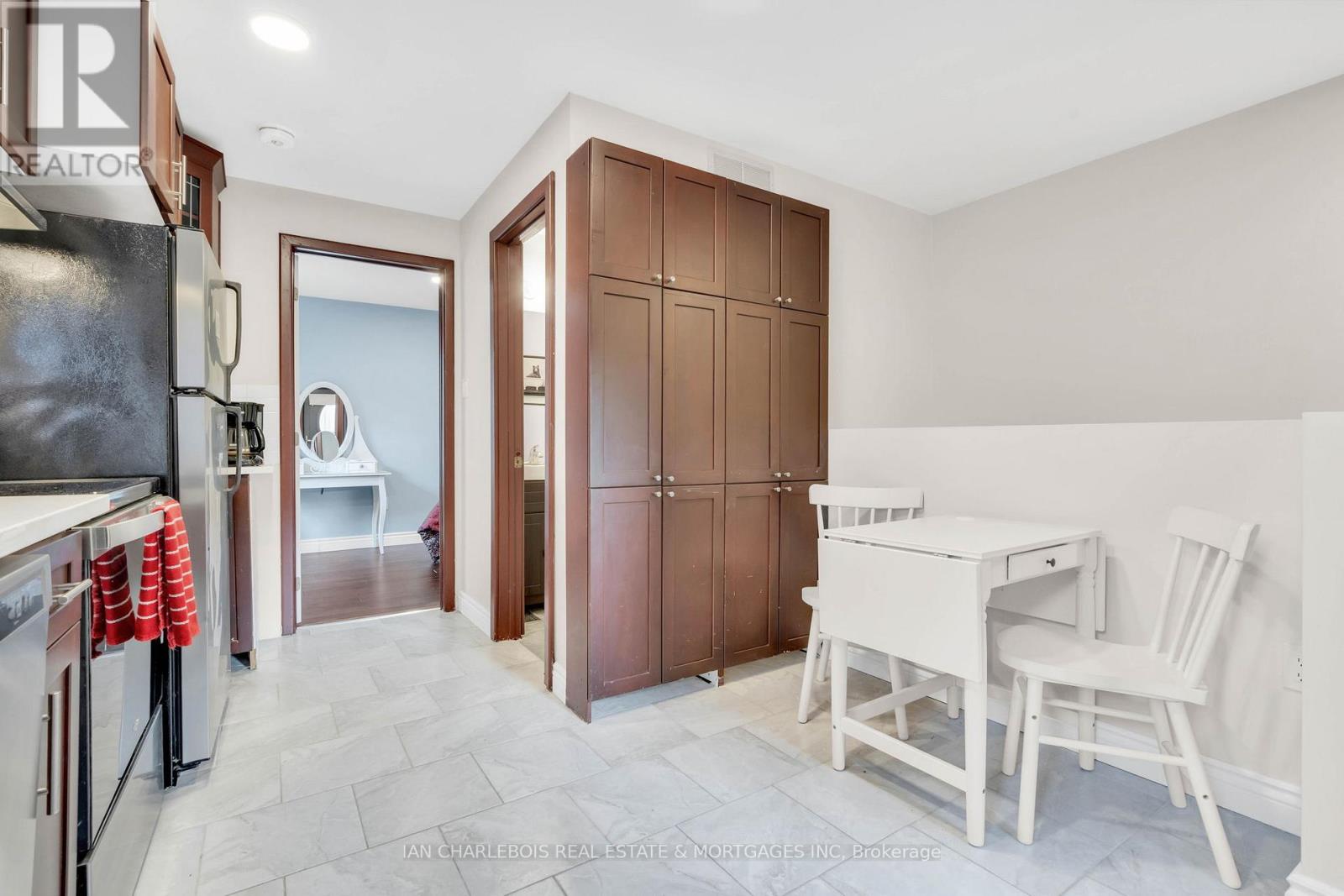 C - 7 Rosebery Avenue, Ottawa, Ontario  K1S 1W1 - Photo 4 - X12911356