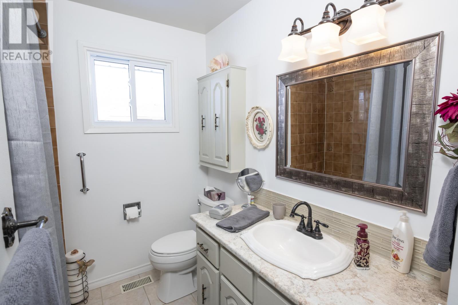 185 Fanshaw St., Thunder Bay, Ontario  P7C 5T7 - Photo 31 - TB2600510