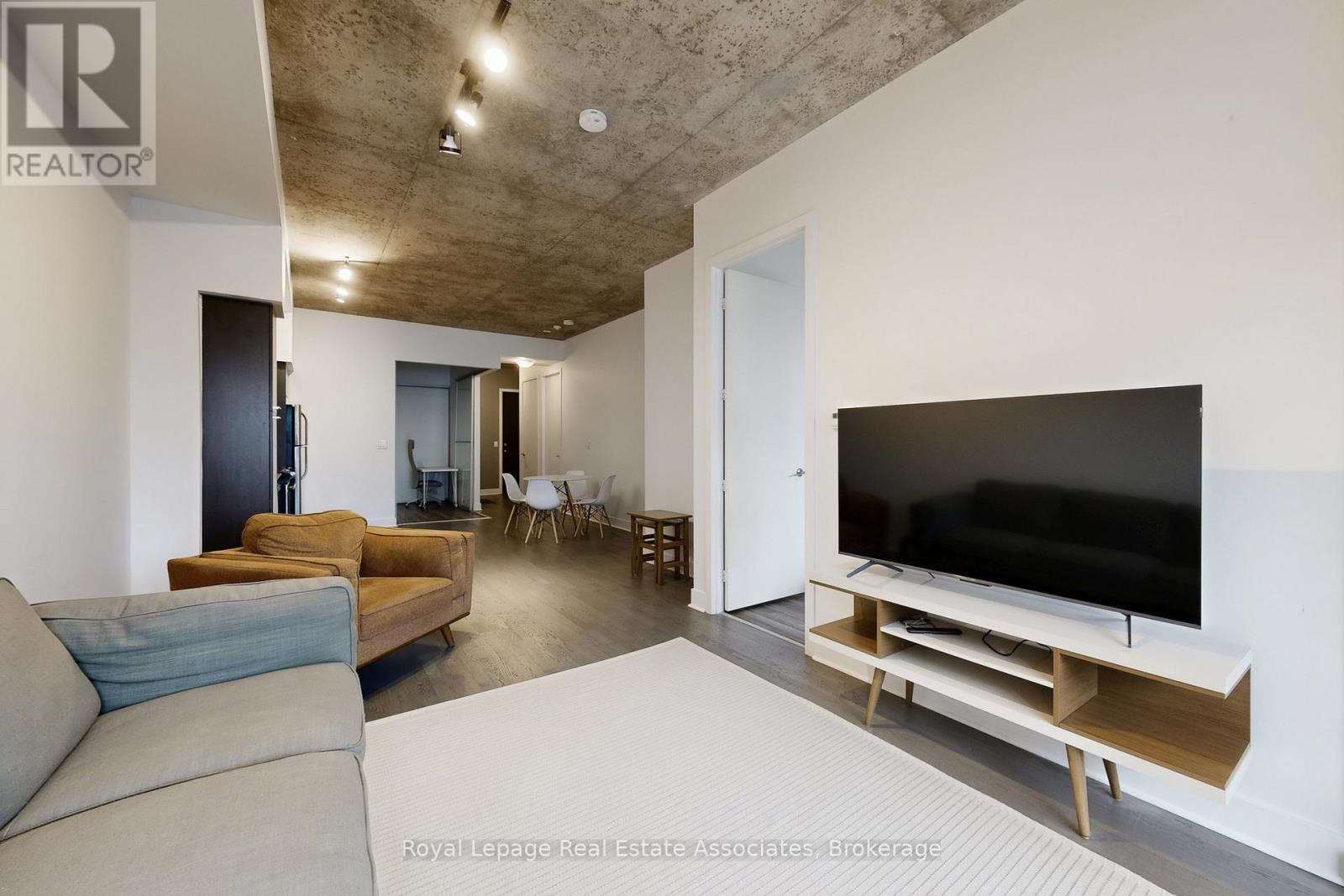 814 - 399 Adelaide Street W, Toronto, Ontario  M5V 1S1 - Photo 17 - C12910518