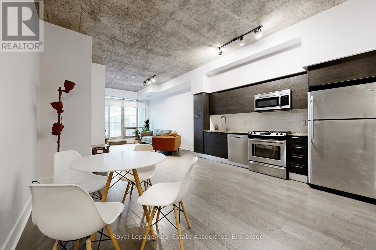 814 - 399 Adelaide Street W, Toronto, Ontario  M5V 1S1 - Photo 6 - C12910518