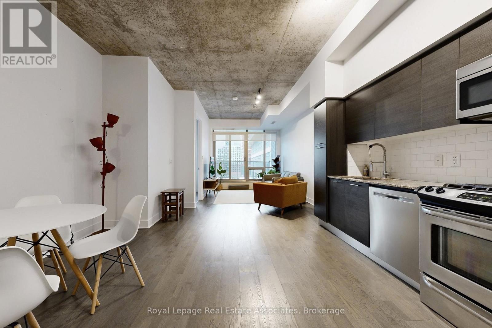 814 - 399 Adelaide Street W, Toronto, Ontario  M5V 1S1 - Photo 8 - C12910518