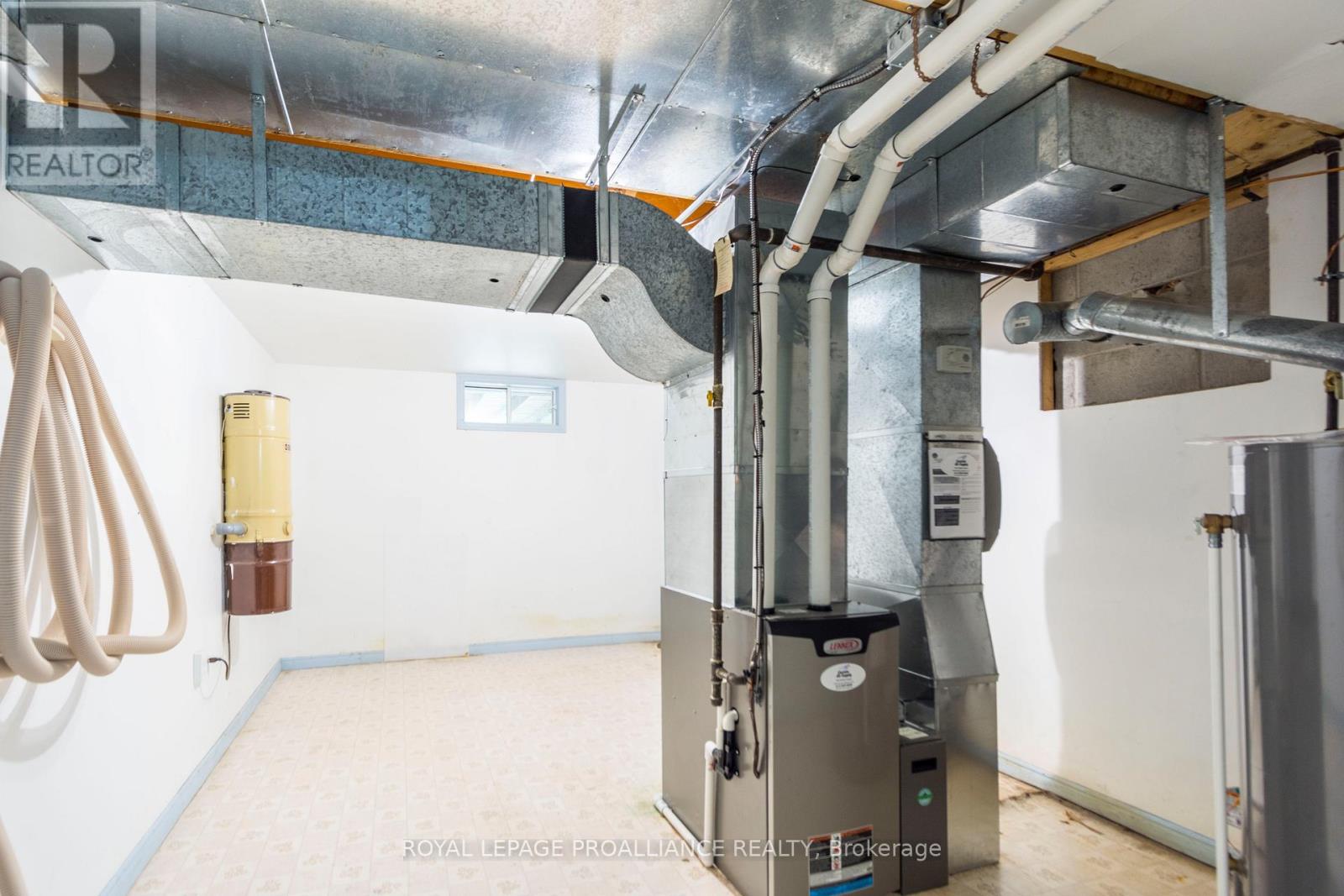 37 Dungannon Drive, Belleville, Ontario  K8P 5E7 - Photo 38 - X12729694