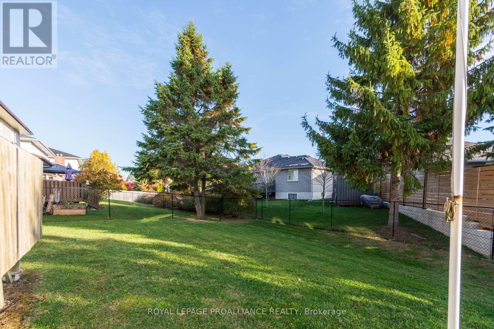 37 Dungannon Drive, Belleville, Ontario  K8P 5E7 - Photo 42 - X12729694