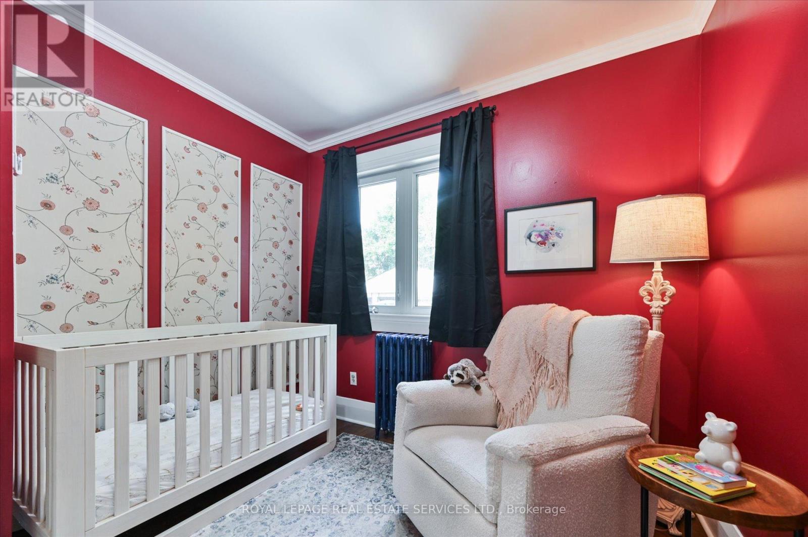 11 King Street Crescent, Toronto, Ontario  M9N 1K7 - Photo 8 - W12911004