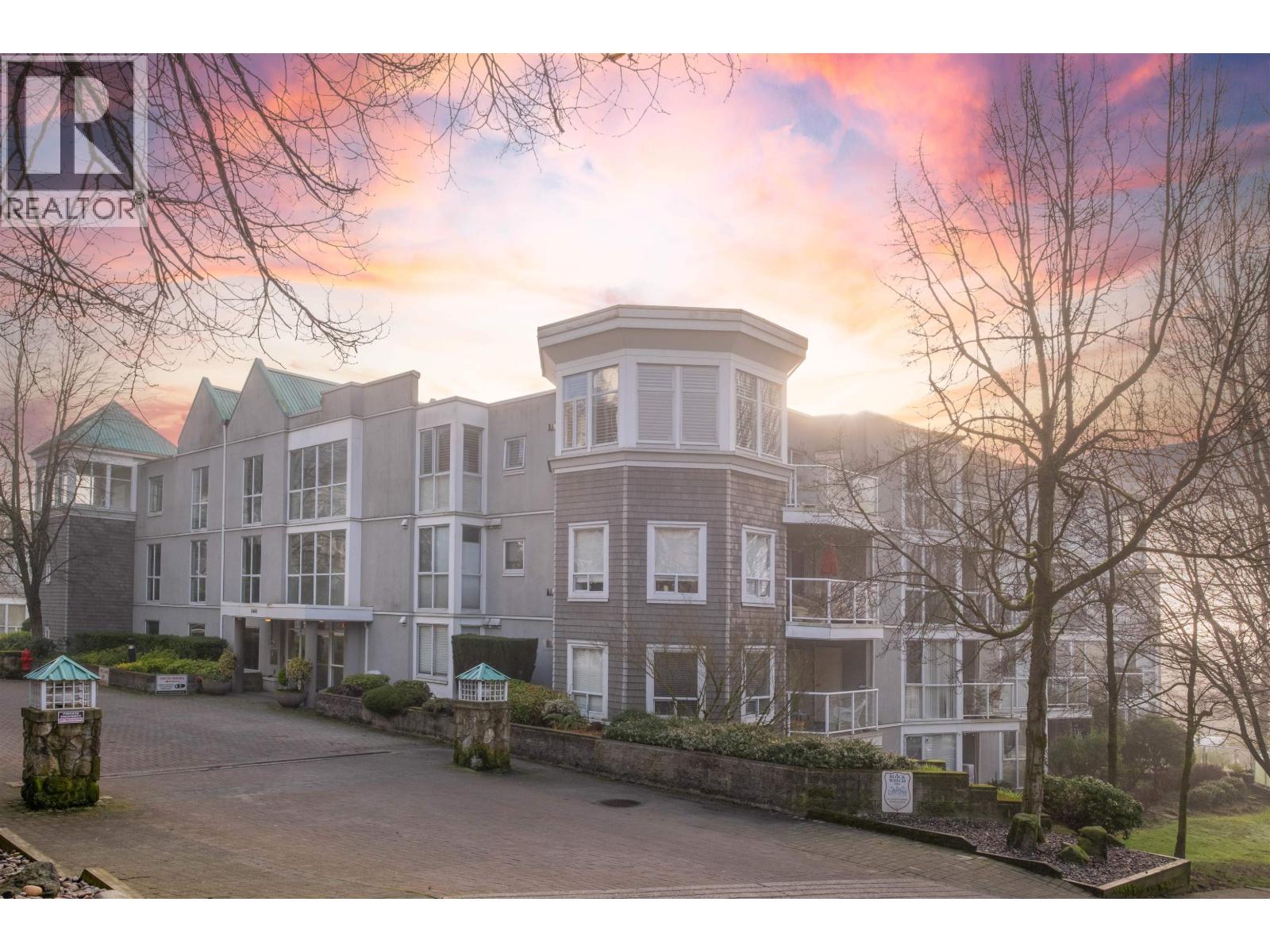 101 8460 Jellicoe Street, Vancouver, British Columbia  V5S 4S8 - Photo 1 - R3102409