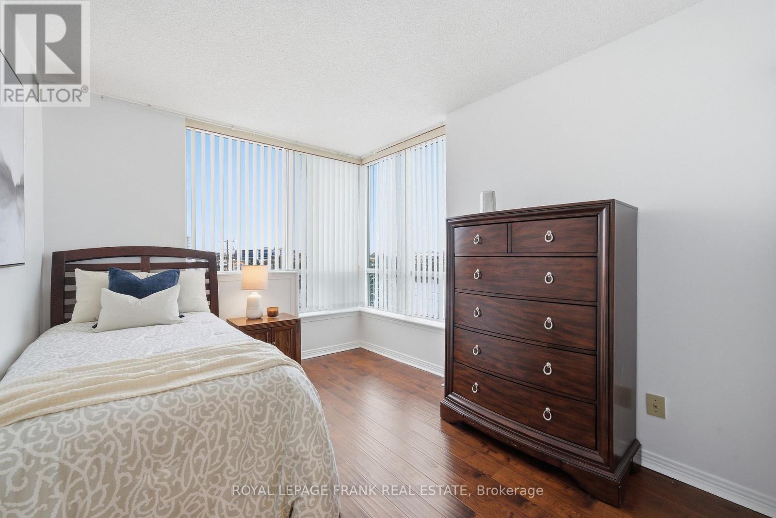 710 - 711 Rossland Road E, Whitby, Ontario  L1N 8Z1 - Photo 17 - E12911260