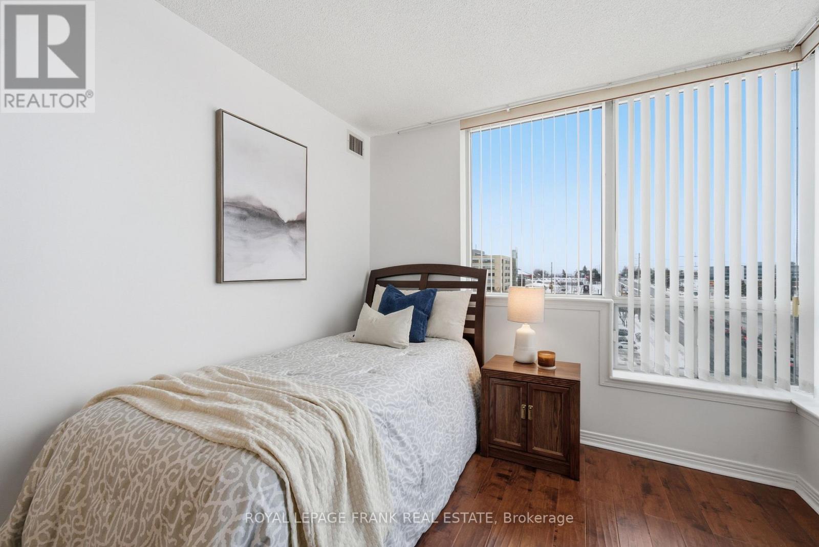 710 - 711 Rossland Road E, Whitby, Ontario  L1N 8Z1 - Photo 18 - E12911260