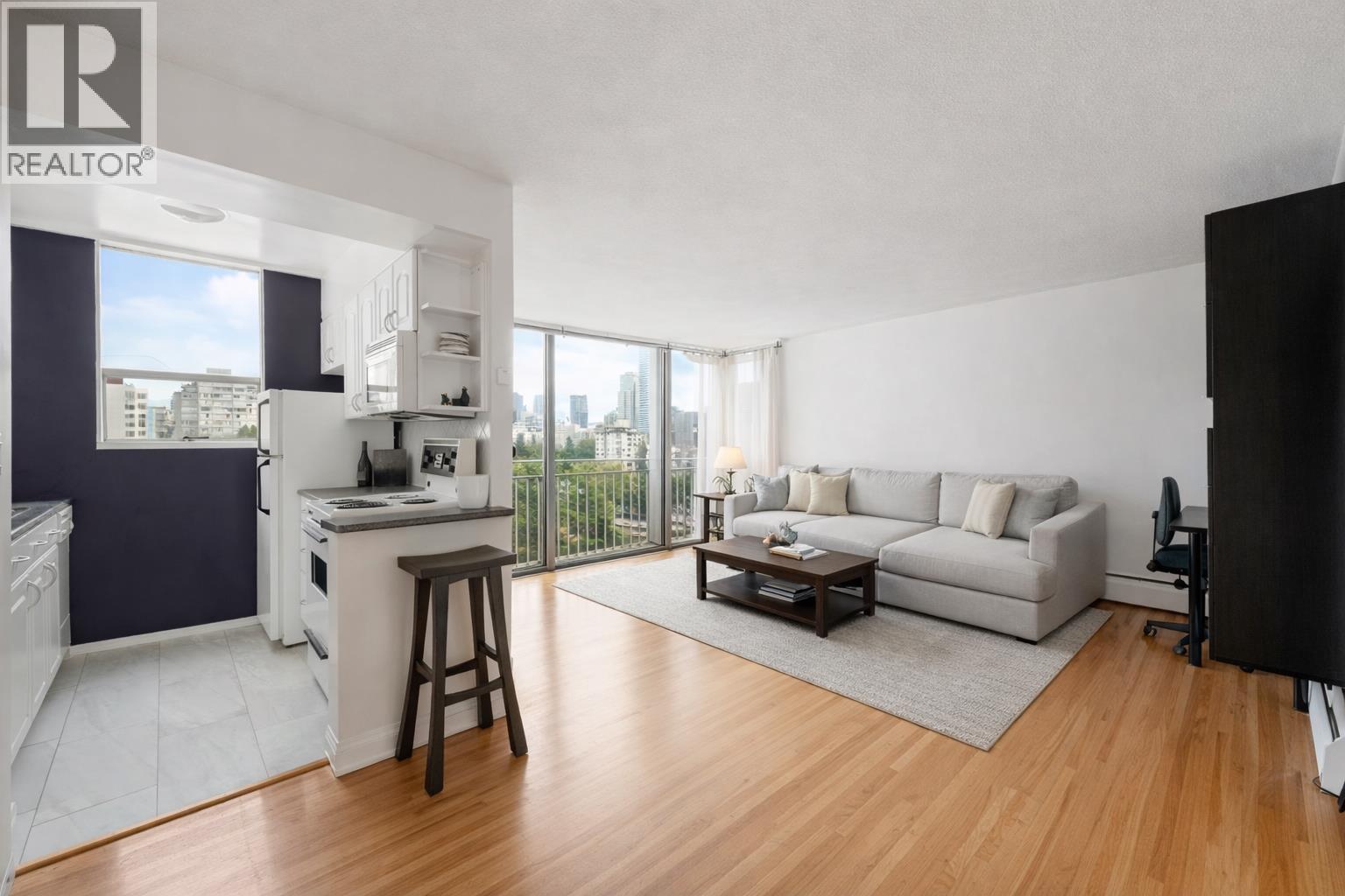 906 1250 Burnaby Street, Vancouver, British Columbia  V6E 1P5 - Photo 1 - R3102422