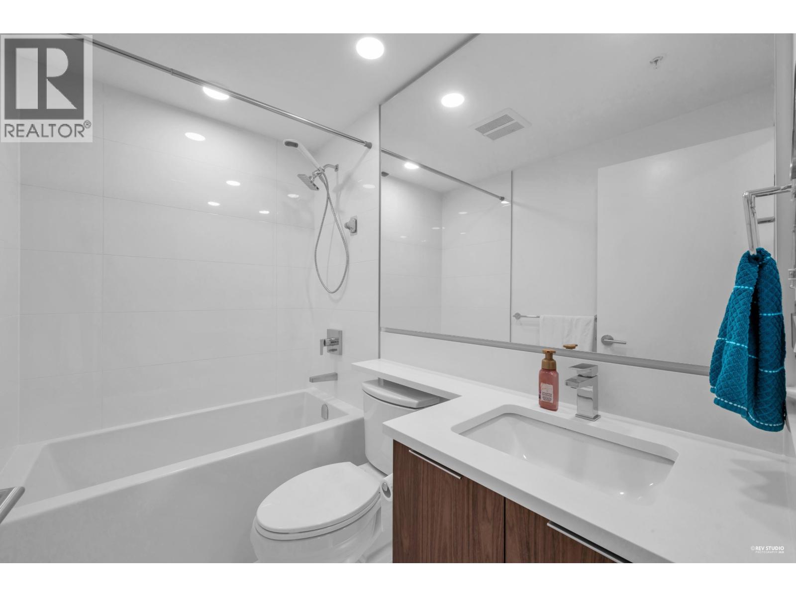 1702 7769 Park Crescent, Burnaby, British Columbia  V3N 0J7 - Photo 26 - R3102431