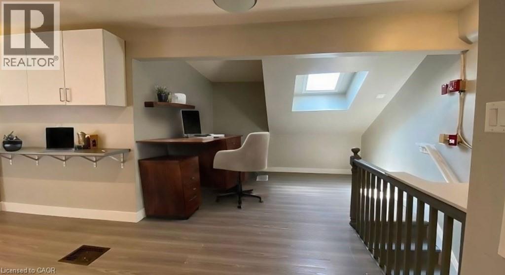 72 Victoria Avenue S Unit# 203, Hamilton, Ontario  L8N 2S7 - Photo 3 - 40814369