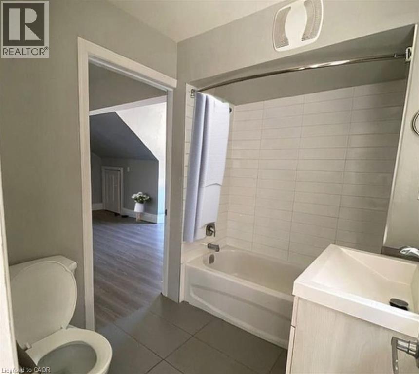 72 Victoria Avenue S Unit# 203, Hamilton, Ontario  L8N 2S7 - Photo 6 - 40814369