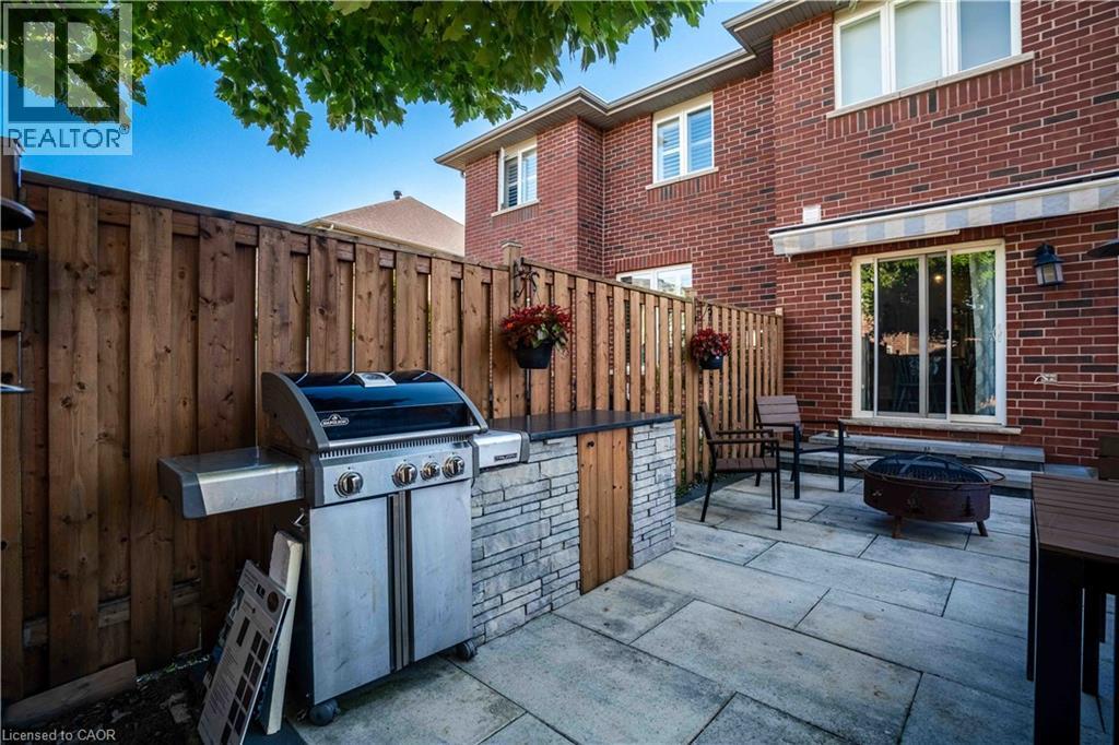 2267 Whistling Springs Crescent, Oakville, Ontario  L6M 5G5 - Photo 32 - 40813926