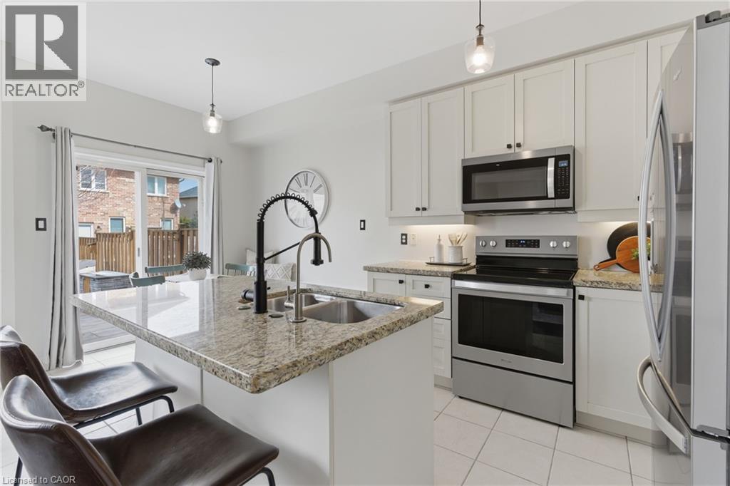 2267 Whistling Springs Crescent, Oakville, Ontario  L6M 5G5 - Photo 9 - 40813926