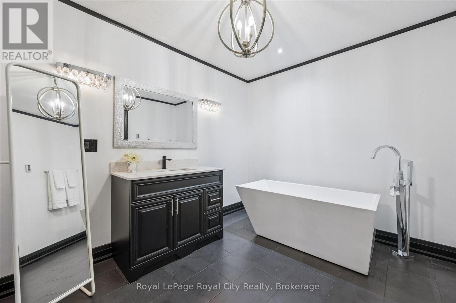 4345 Random Acres Road, Milton, Ontario  N0B 2K0 - Photo 28 - W12911238