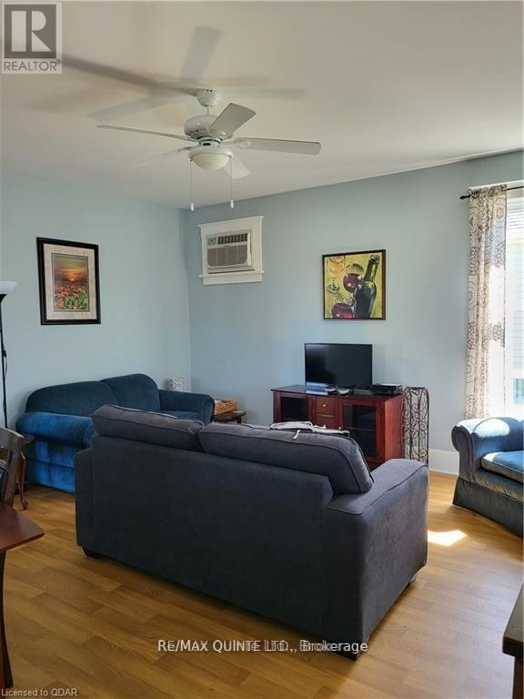 34 - 27 Butternut Lane, Prince Edward County, Ontario  K0K 1P0 - Photo 12 - X12911334