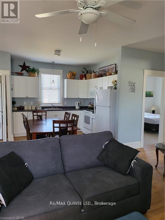 34 - 27 Butternut Lane, Prince Edward County, Ontario  K0K 1P0 - Photo 14 - X12911334