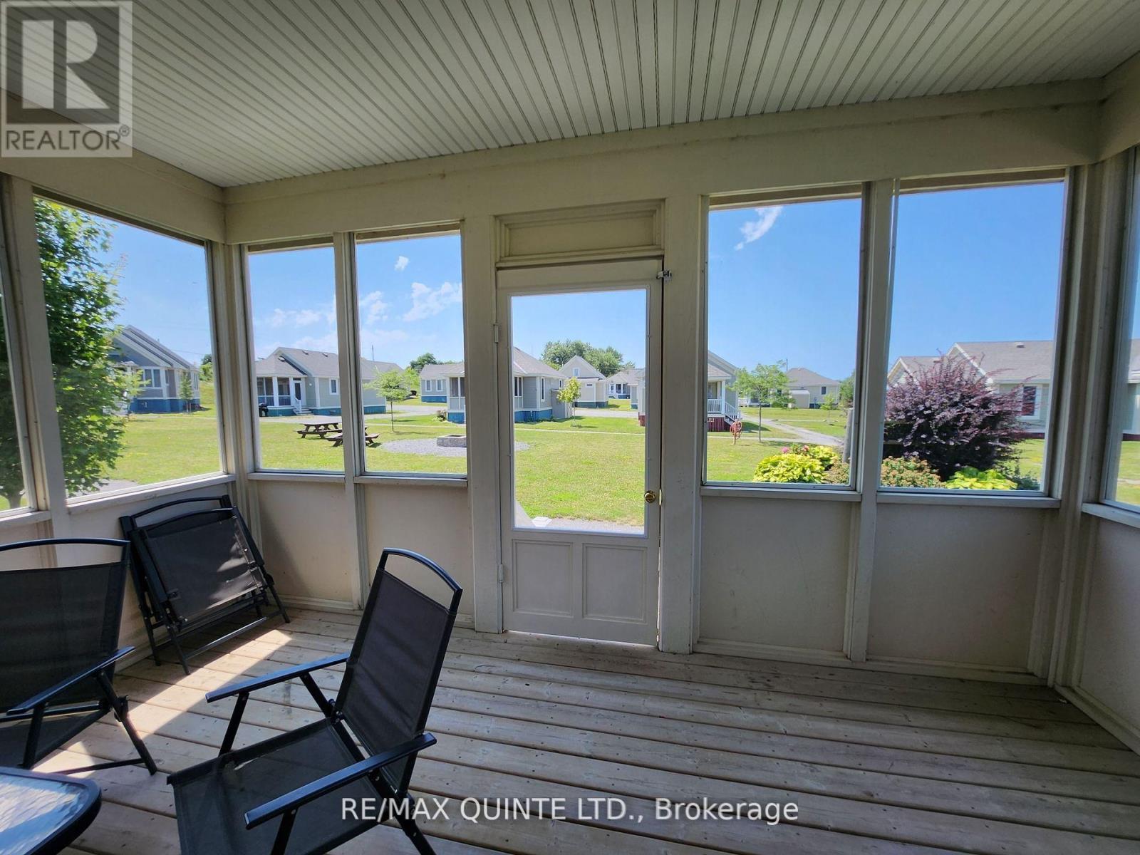 34 - 27 Butternut Lane, Prince Edward County, Ontario  K0K 1P0 - Photo 4 - X12911334