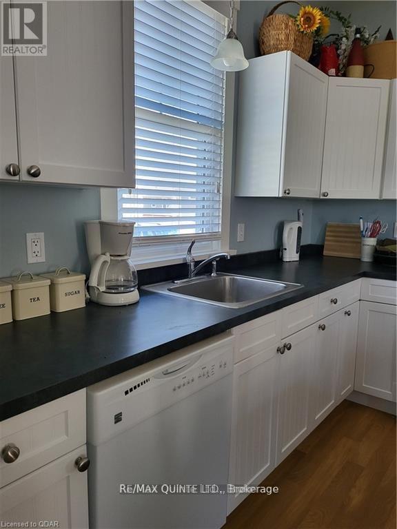 34 - 27 Butternut Lane, Prince Edward County, Ontario  K0K 1P0 - Photo 5 - X12911334