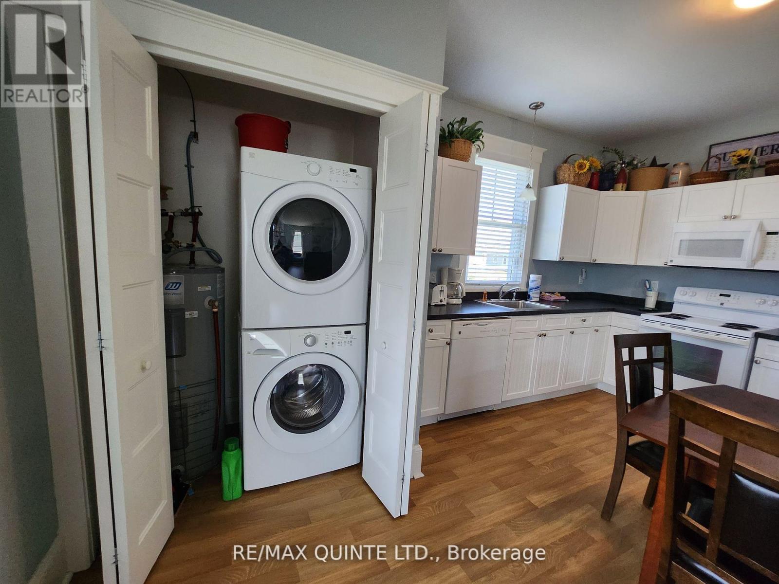 34 - 27 Butternut Lane, Prince Edward County, Ontario  K0K 1P0 - Photo 7 - X12911334