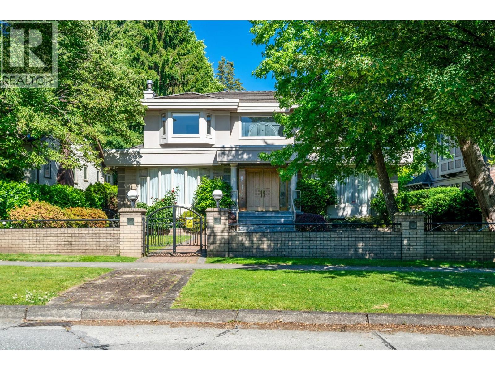 7088 Wiltshire Street, Vancouver, British Columbia  V6P 5H5 - Photo 1 - R3102426