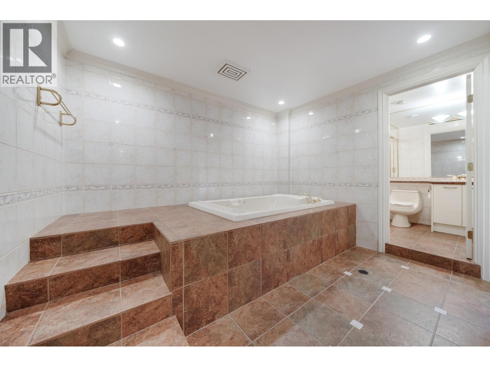 7088 Wiltshire Street, Vancouver, British Columbia  V6P 5H5 - Photo 38 - R3102426