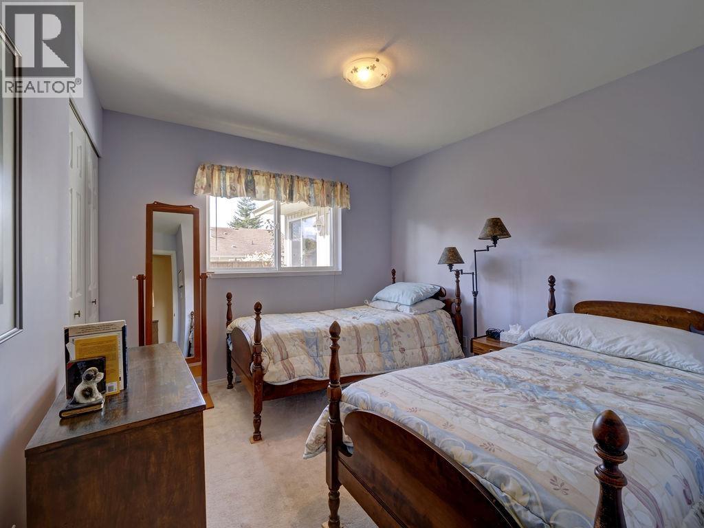 5621 Nickerson Road, Sechelt, British Columbia  V7Z 0M6 - Photo 17 - R3102446