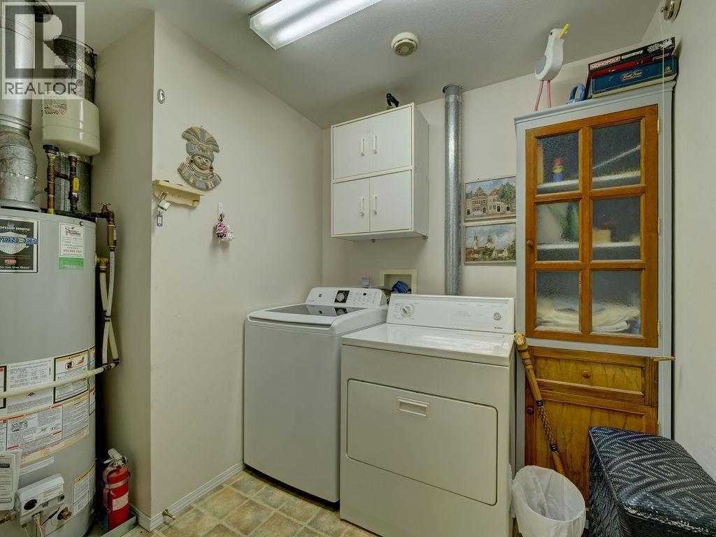 5621 Nickerson Road, Sechelt, British Columbia  V7Z 0M6 - Photo 20 - R3102446