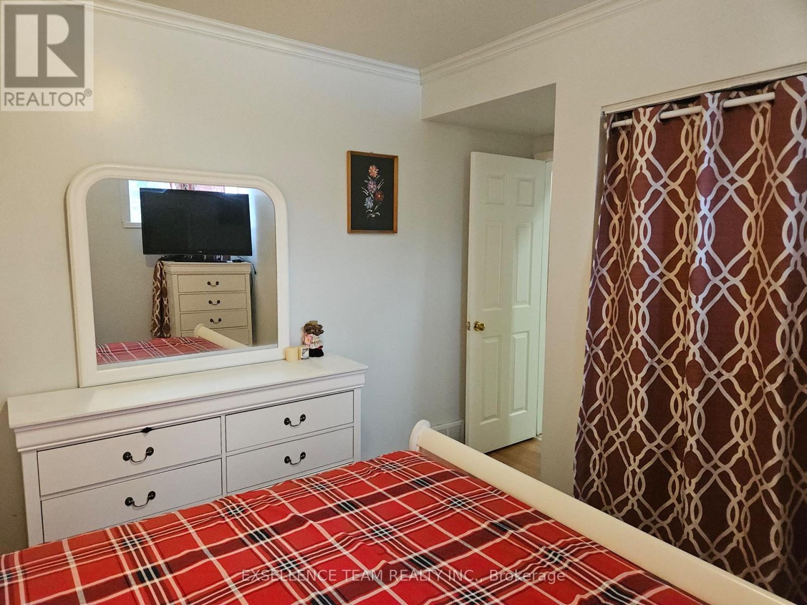 2 Bellamy Street, Cornwall, Ontario  K6J 3K7 - Photo 28 - X12848322