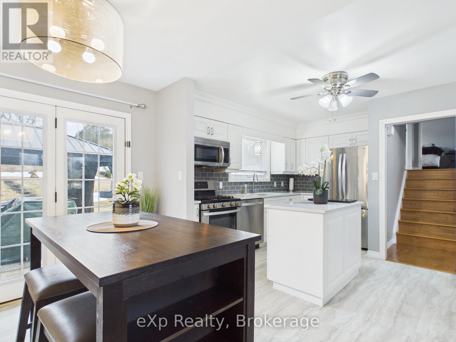 1 Centennial Drive, Brockton, Ontario  N0G 2V0 - Photo 14 - X12911280