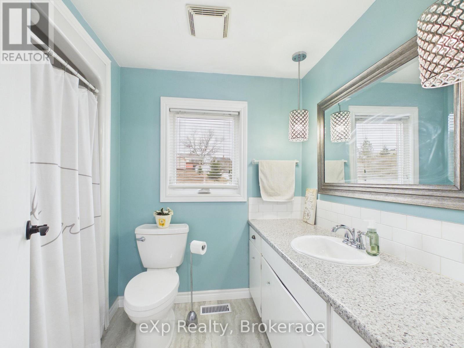 1 Centennial Drive, Brockton, Ontario  N0G 2V0 - Photo 17 - X12911280