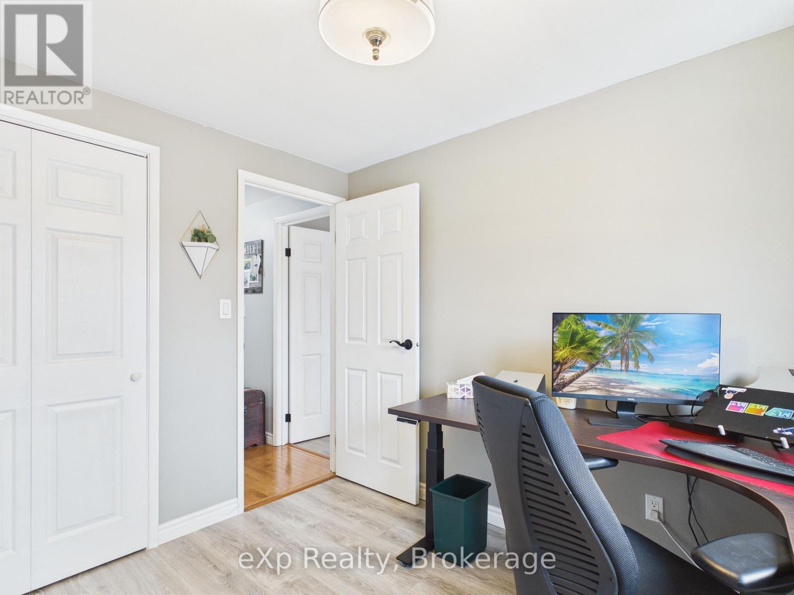 1 Centennial Drive, Brockton, Ontario  N0G 2V0 - Photo 21 - X12911280