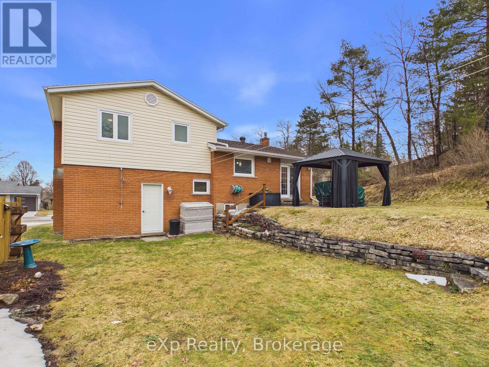 1 Centennial Drive, Brockton, Ontario  N0G 2V0 - Photo 30 - X12911280