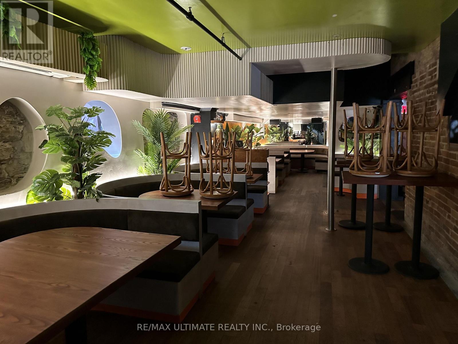 270 Adelaide Street W, Toronto (Waterfront Communities), Ontario  M5H 1X6 - Photo 2 - C12911320