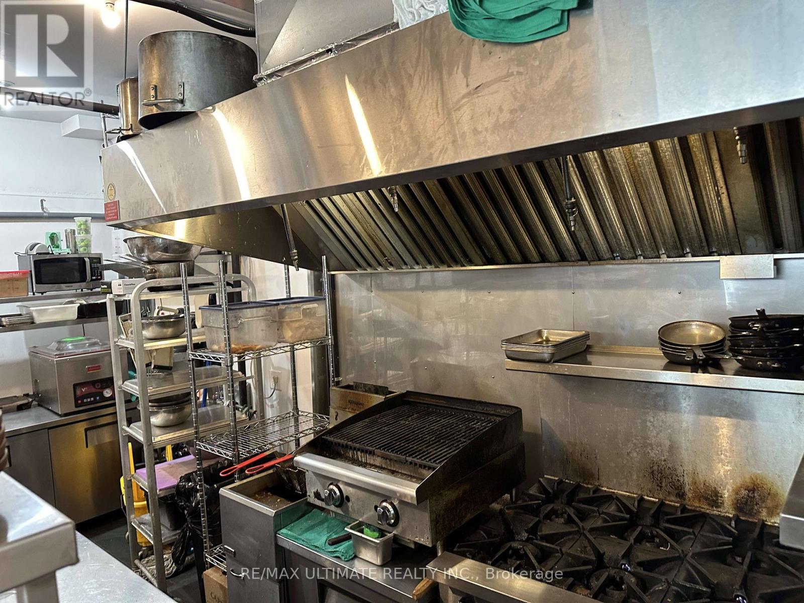 270 Adelaide Street W, Toronto (Waterfront Communities), Ontario  M5H 1X6 - Photo 8 - C12911320