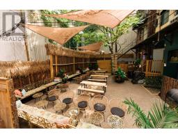 270 ADELAIDE STREET W, Toronto, Ontario