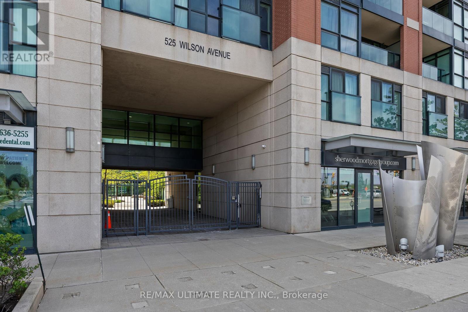 112 - 525 Wilson Avenue, Toronto (Clanton Park), Ontario  M3H 0A7 - Photo 3 - C12911340