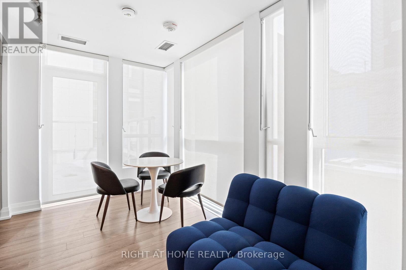 305 - 77 Mutual Street, Toronto (Church-Yonge Corridor), Ontario  M5B 0B9 - Photo 12 - C12911350