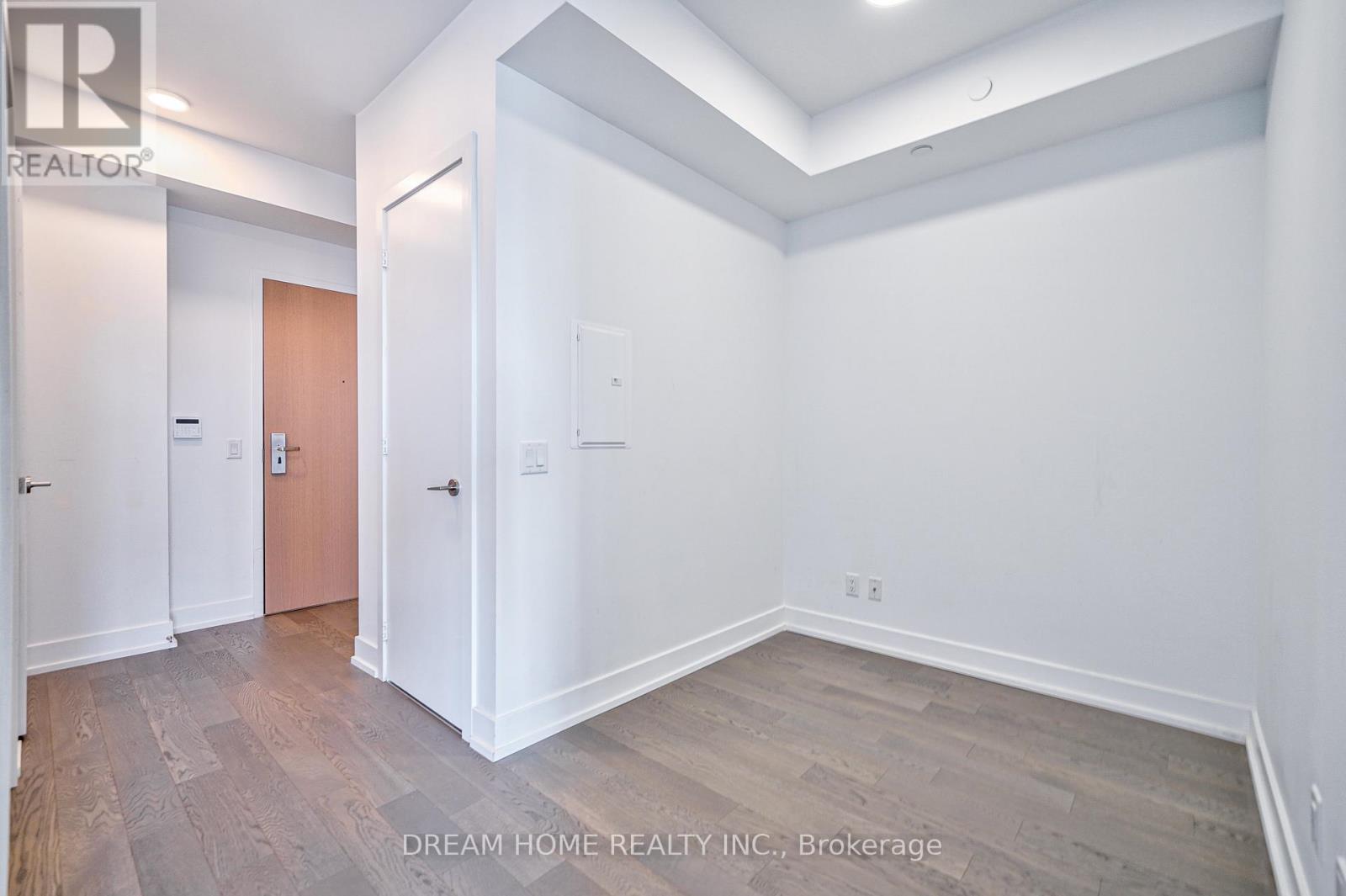 4509 - 7 Grenville Street, Toronto (Bay Street Corridor), Ontario  M4Y 0E9 - Photo 10 - C12911354