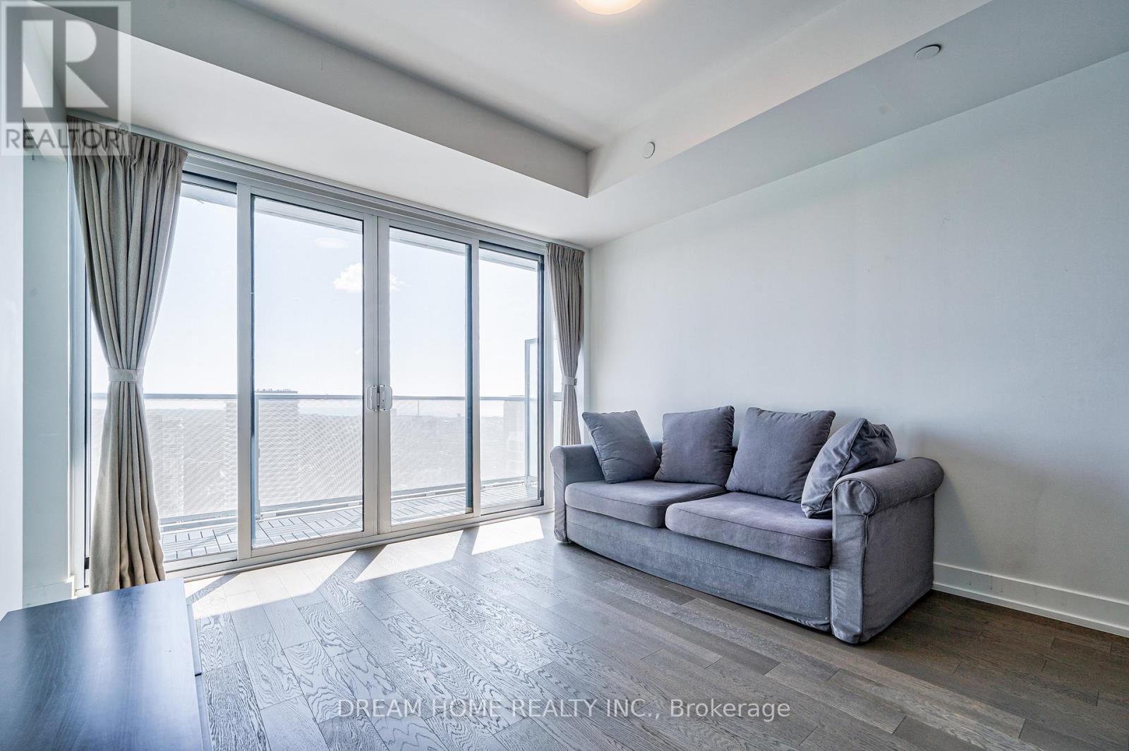 4509 - 7 Grenville Street, Toronto (Bay Street Corridor), Ontario  M4Y 0E9 - Photo 17 - C12911354