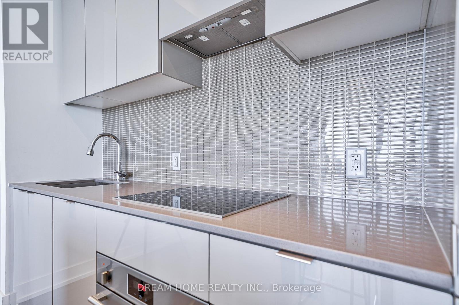 4509 - 7 Grenville Street, Toronto (Bay Street Corridor), Ontario  M4Y 0E9 - Photo 18 - C12911354